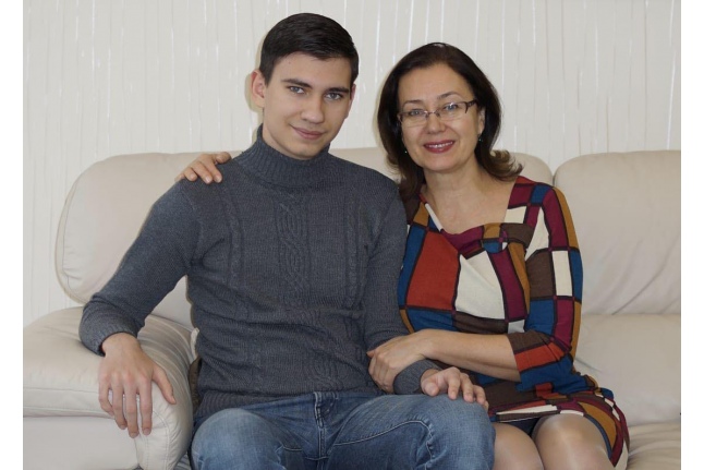 Клим Сидоров с мамой
