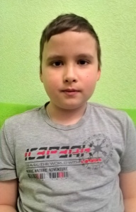 На самом деле Дима весельчак и душа компании На самом деле Дима весельчак и душа компании