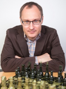 Роман Ермоленкo, вице-президент по персоналу компании «Эльдорадо» Роман Ермоленкo, вице-президент по персоналу компании «Эльдорадо»