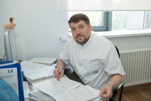Денис Шевцов, онколог НМИЦ ДГОИ Денис Шевцов, онколог НМИЦ ДГОИ